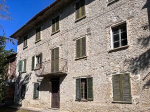 Historic farmhouse renovation project with vineyard in Santo Stefano Belbo – Piedmont Real Estate Opportunity