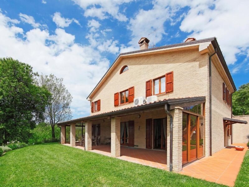 Luxury villa in Gradara with panoramic views, pool, and olive grove – Italian Hillside Real Estate