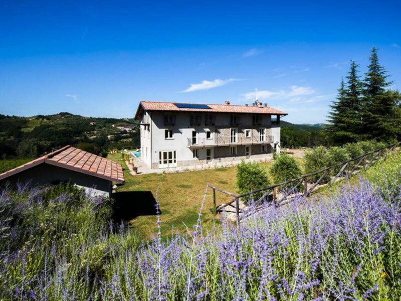 Restored country house for sale in Loazzolo, Langhe – Italian Hillside real estate agency