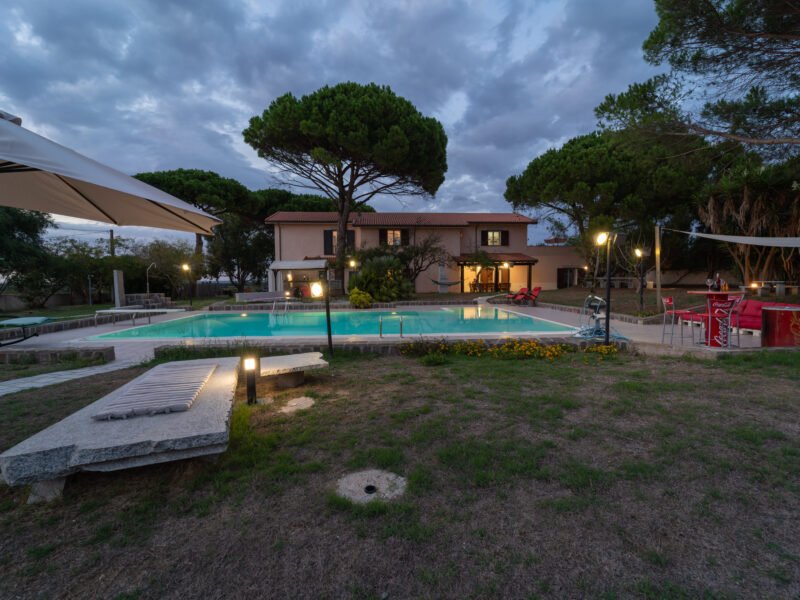 Luxury villa with pool in Platamona Sassari Sardinia for sale by Italian Hillside